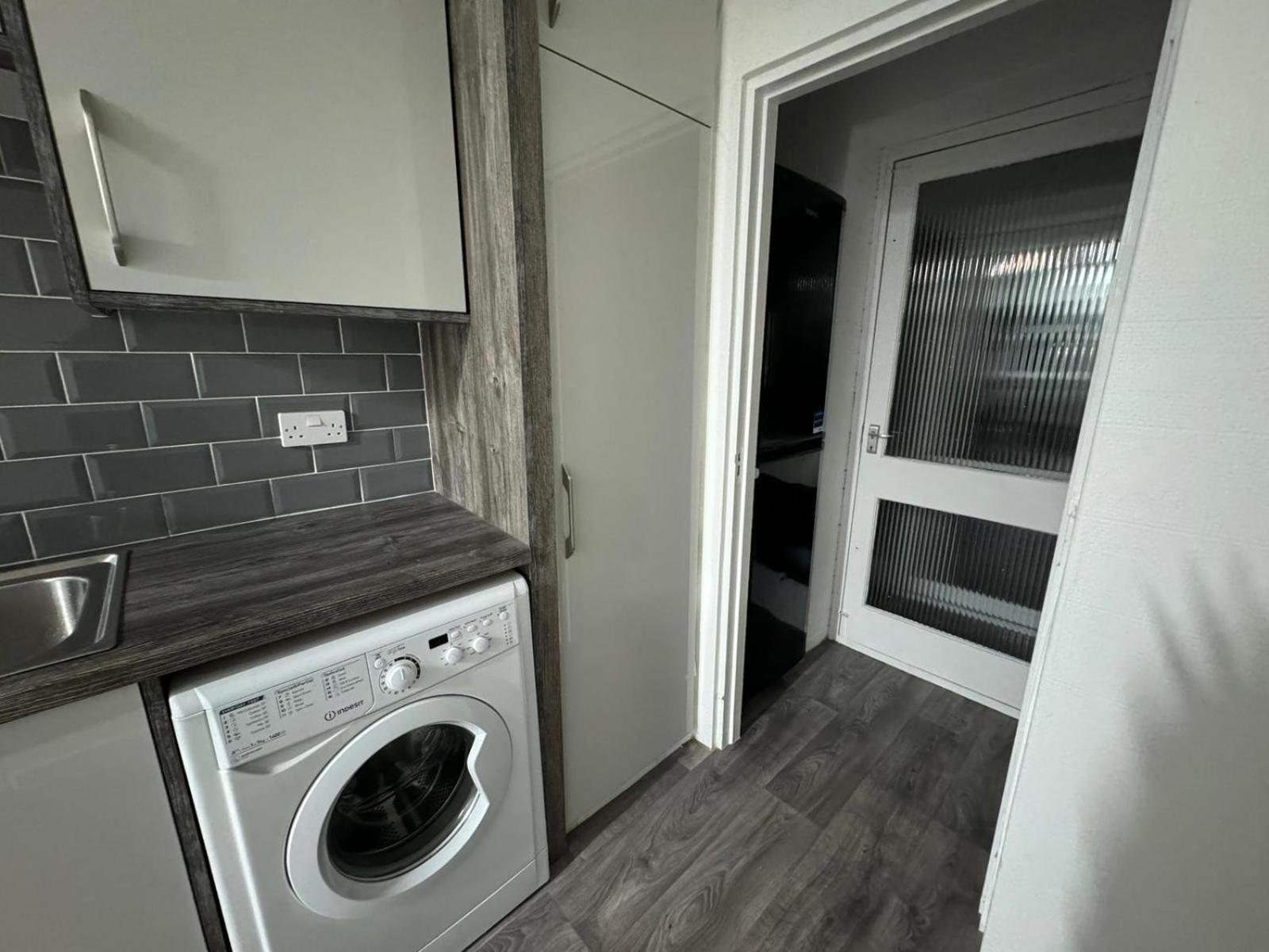 Noormak Nights Apartamento Birmingham Exterior foto